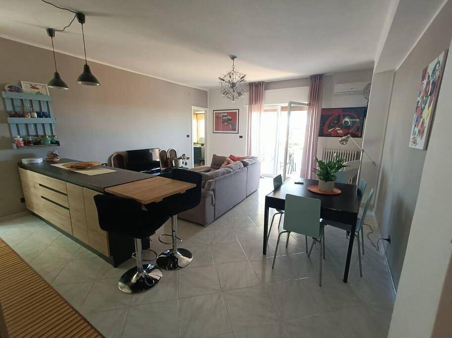 Appartamento intero, One-Bedroom Apartment with Terrace in Lecce, Provincia di Lecce