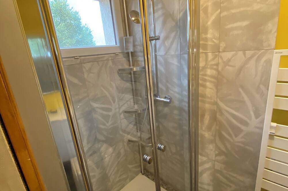 Entire apartment, Furnished flat ** in Sommières in Sommières, Nimes region