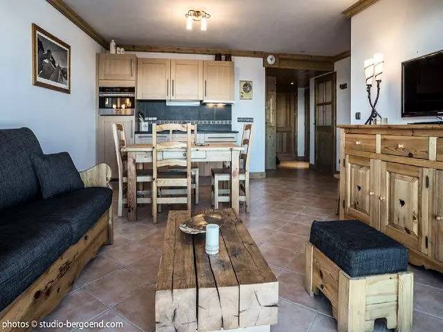 Gîte pour 6 personnes, avec vue et balcon dans Les Arcs