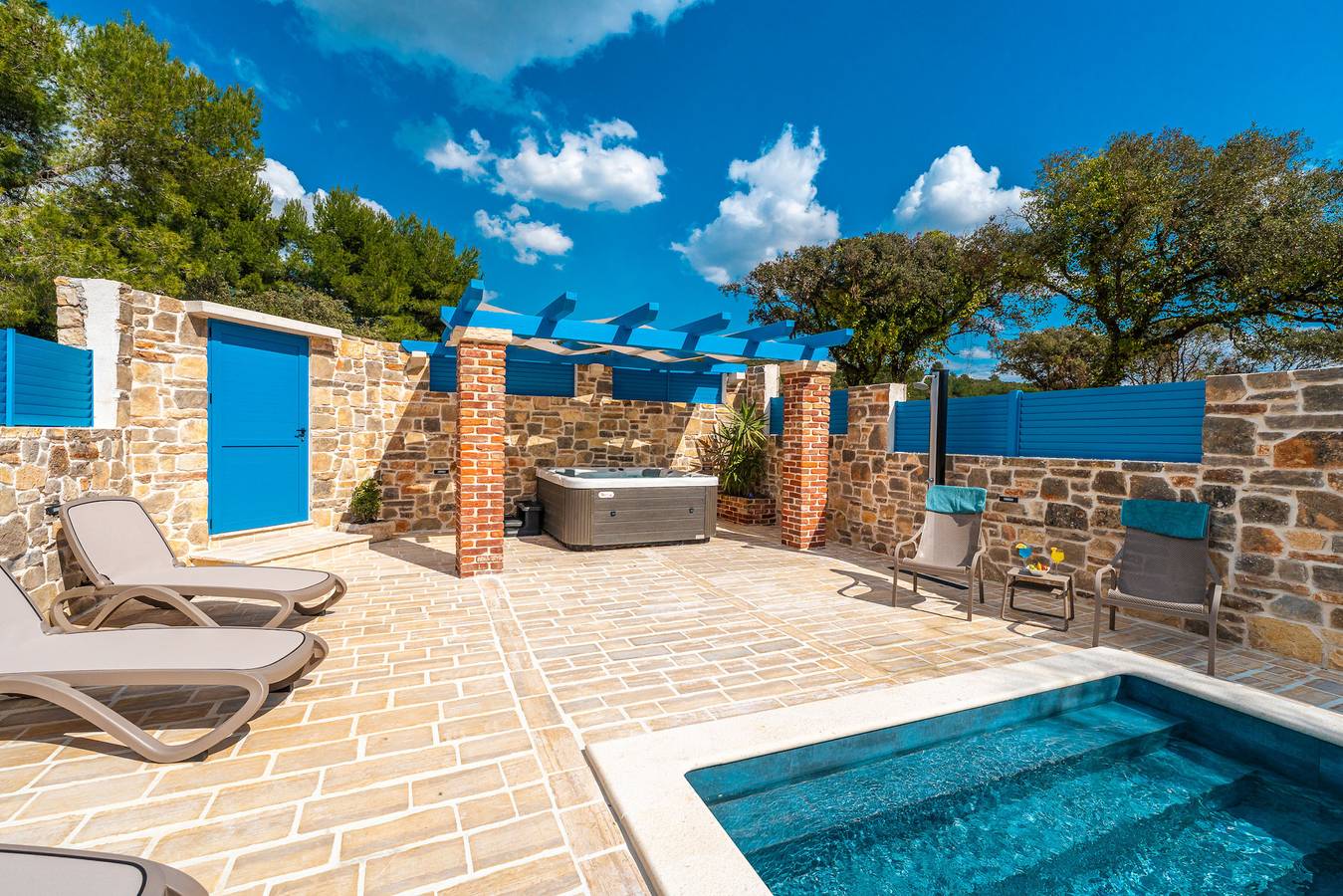 Stone Holiday house Zara with jacuzzi in Sukosan, Zadar