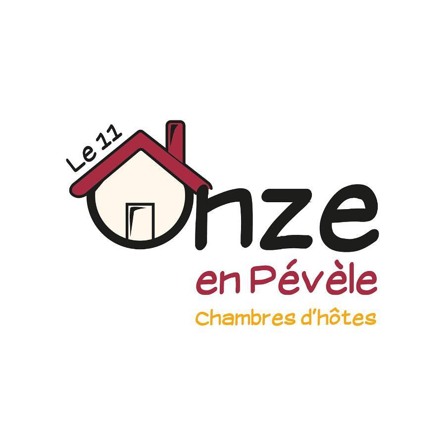Double or Twin Room with Private Bathroom in Templeuve-en-Pévèle, Région de Lille
