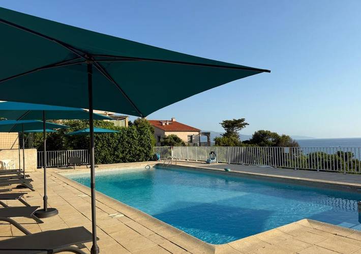 Hôtel pour 2 personnes, avec piscine ainsi que balcon et vue à Coggia - 3