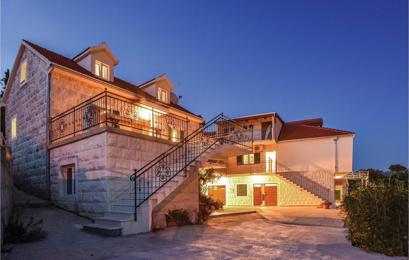 Ferienhaus für 20 Personen in Dalmatinisches Festland, Split-Dalmatien