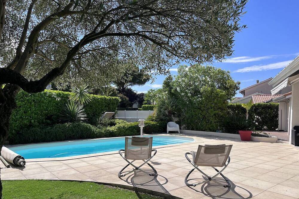 Promo Villa avec piscine domaine du Golf, entre mer et ville in Baillargues, Côte méditerranéenne (France)