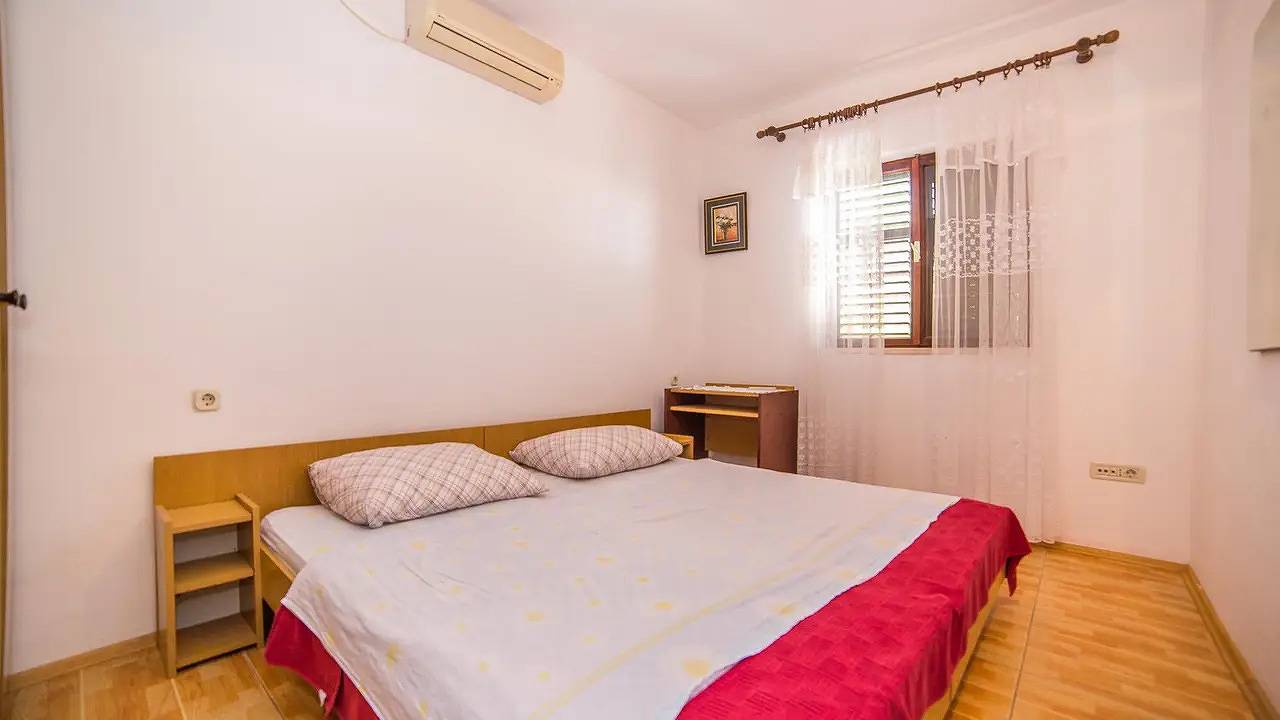 Zimmer für 2 Personen (20 m²) in Splitska in Supetar, Brac