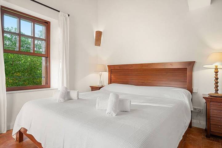 Location de vacances pour 8 personnes, avec jardin à Alaior - 4