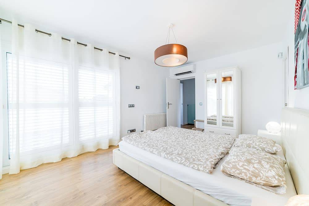 🌴 Villa espagnole avec un confort de bien-être toute l'année 🌴 in Badia Blava, Llucmajor