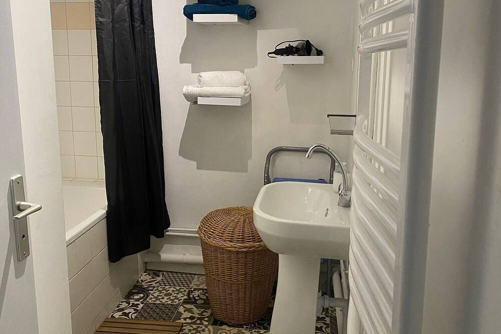 Entire apartment, Hyper-Center Apartment in Limoges, Limoges region