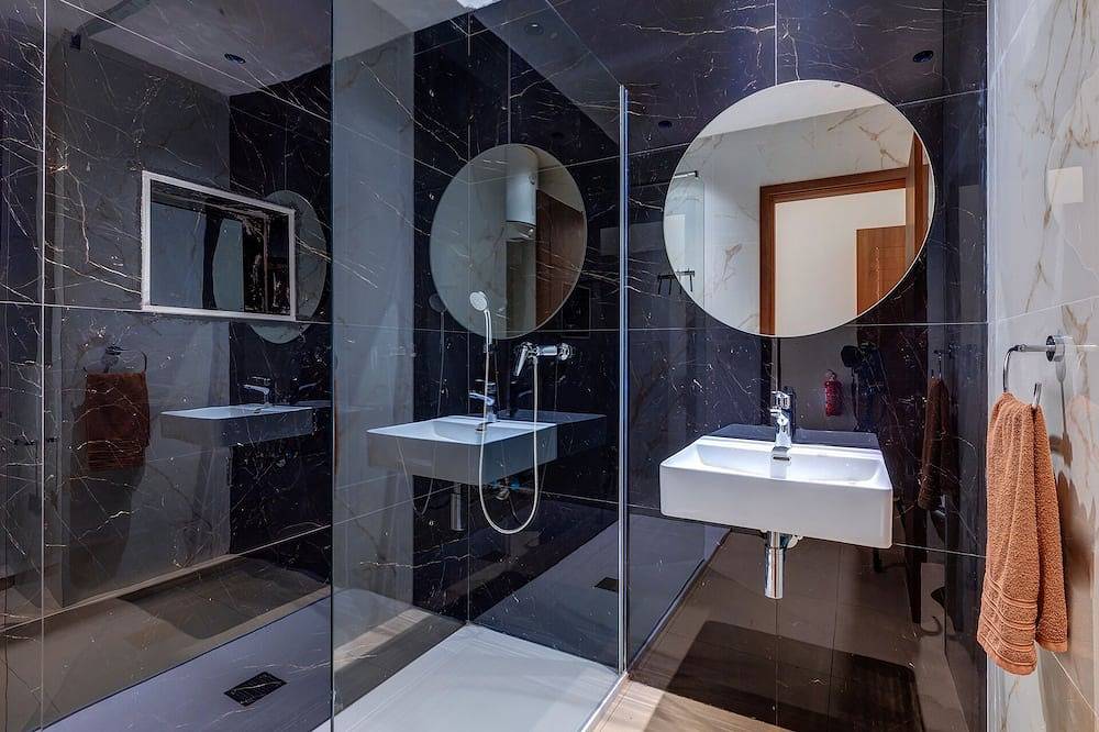 Apartamento inteiro, Yellow 7: Studio Apartment in St. Julian's in San Giljan, Ilha de Malta