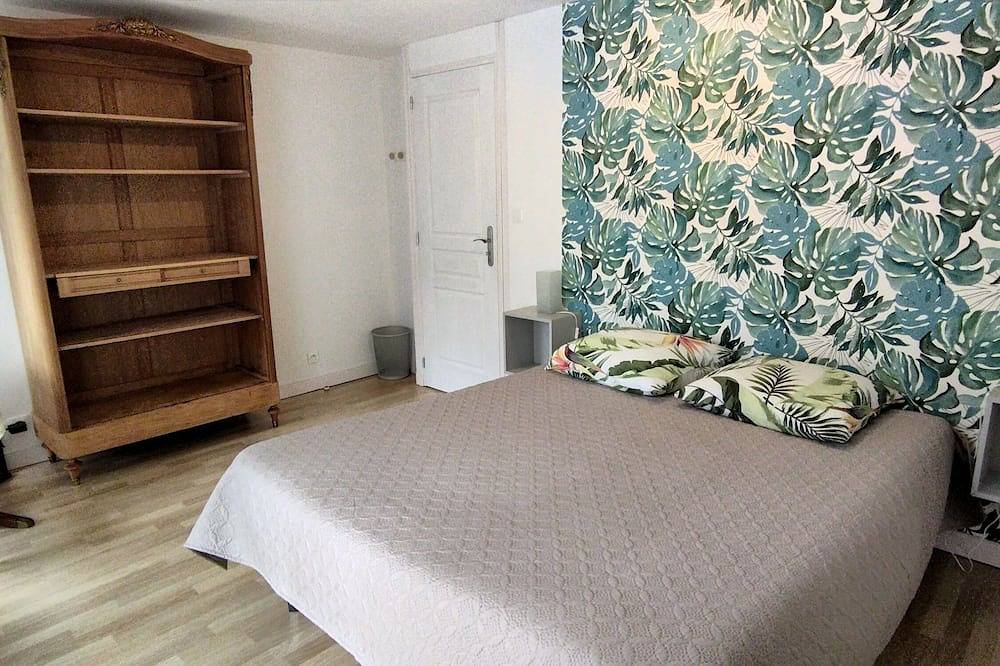 Renovated town house ideally located.  in Portrieux, Región de Guingamp