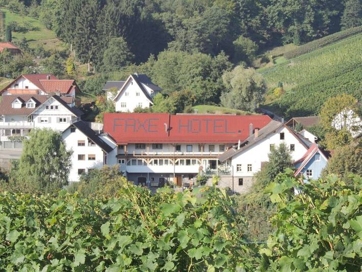 Hotel für 2 Personen, mit Balkon und Terrasse sowie Garten und Ausblick in Kappelrodeck