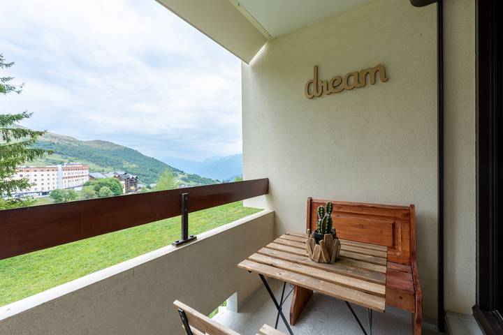 Gîte pour 4 personnes, avec balcon à Montgellafrey - 3