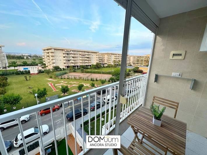 Ganzes Studio, Studio avec Terrasse, à 100m de la Plage, Climatisé, Wi-Fi Gratuit in Vila-seca, Costa Dorada