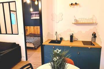 Gîte pour 4 personnes, avec jardin à Simiane-Collongue