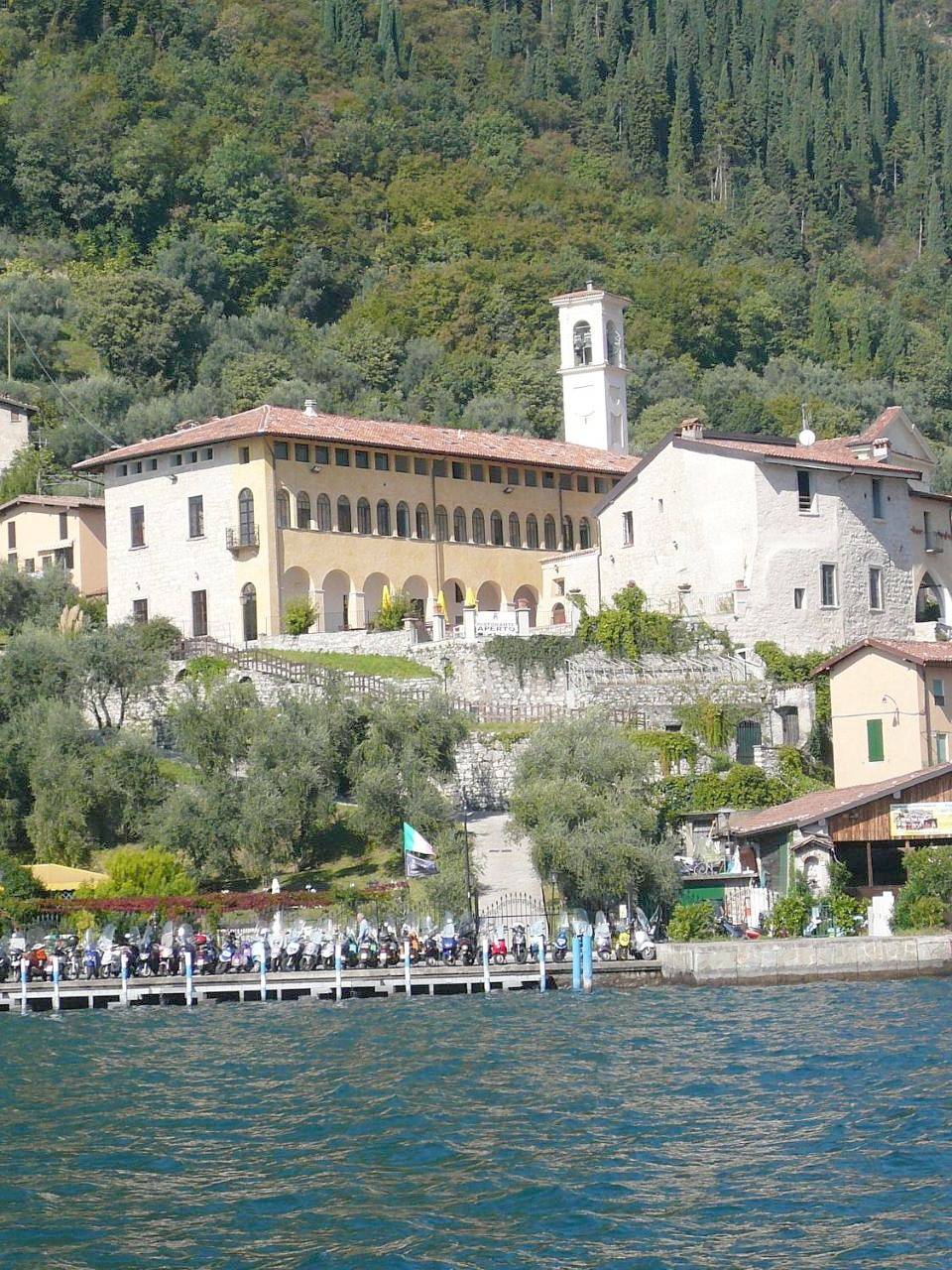 Castello Oldofredi in Peschiera Maraglio, Monte Isola