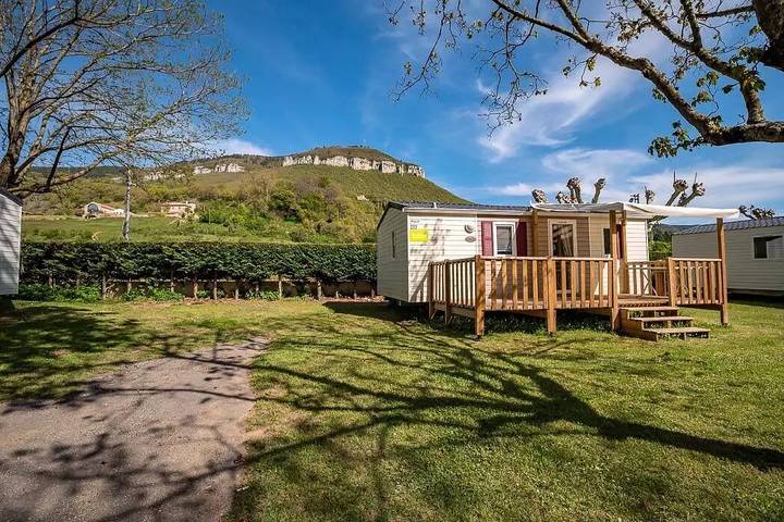 Mobil home pour 6 personnes, avec terrasse, animaux acceptés à Millau - 2
