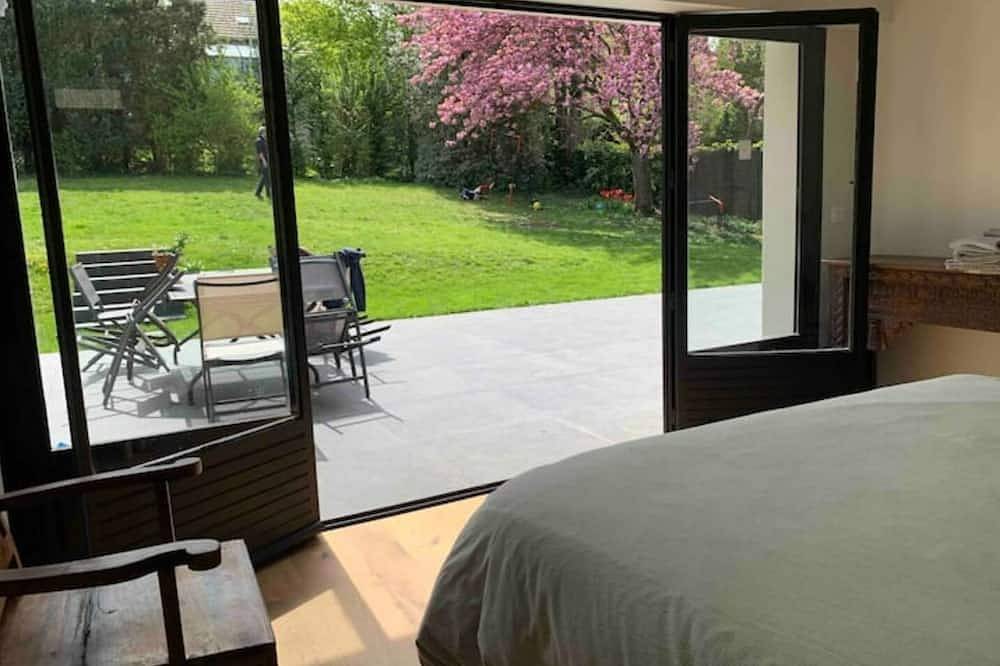 Maison Familiale Rénovée 280m in Louveciennes, Yvelines