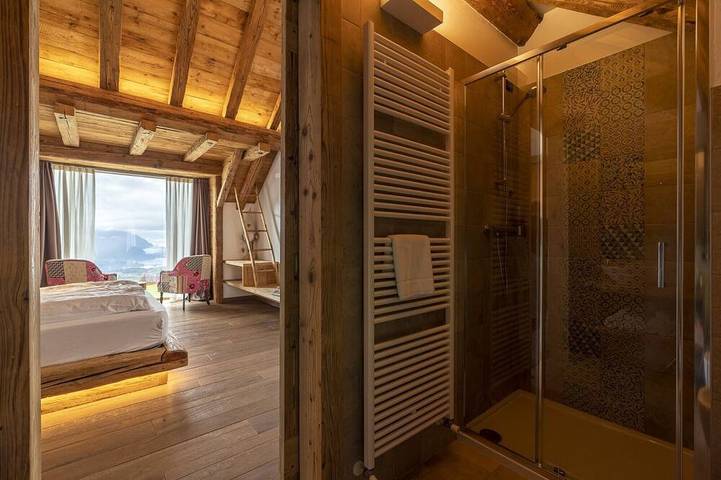 Casera Cornolera in Chies d'Alpago, Prealpi Carniche
