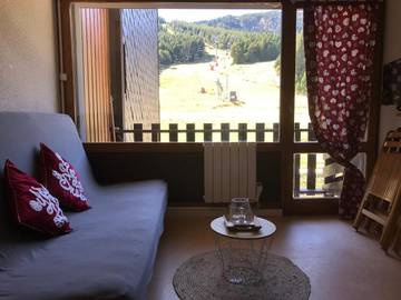 Gîte pour 4 personnes, avec balcon et vue à Puyvalador