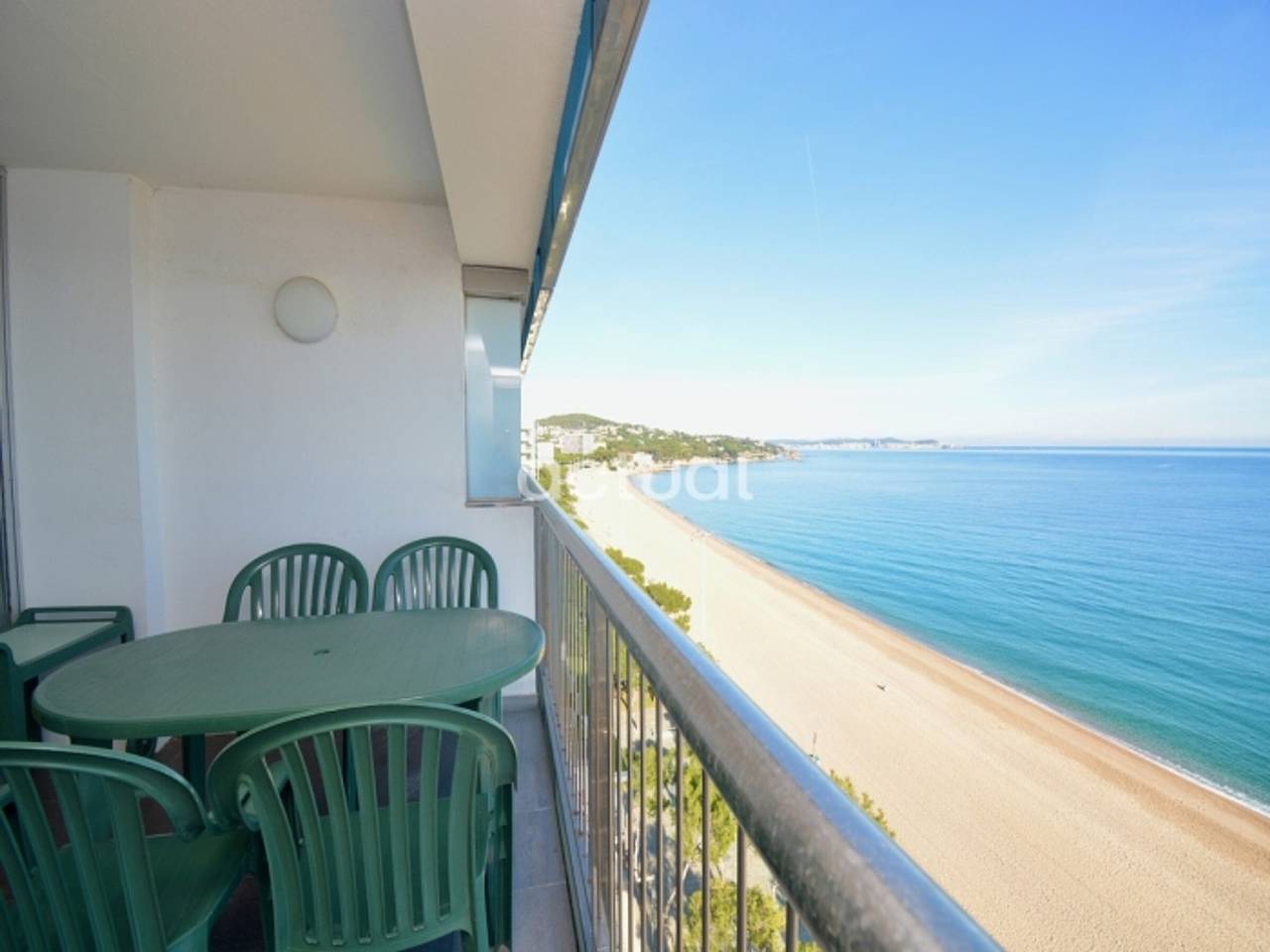 Studio entier, Studio bord de mer avec terrasse, Wifi et ascenseur in Platja d'Aro, Costa Brava