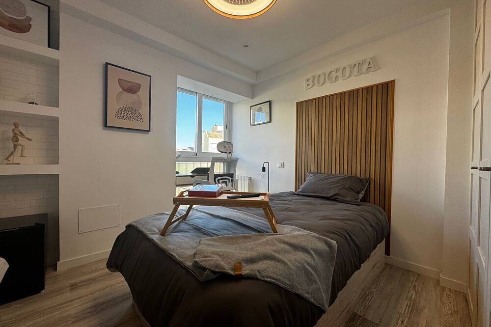 Bogota: perfect room to live and share in Madrid in Madrid, Madrid Province