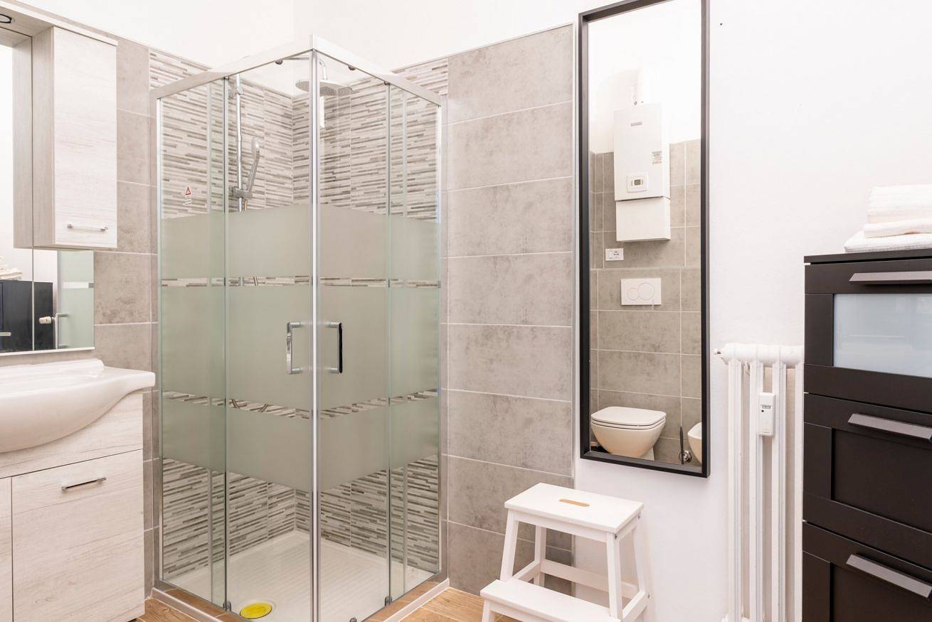 Apartamento entero, Livorno Central and Modern Room! in Livorno, Costa Etrusca