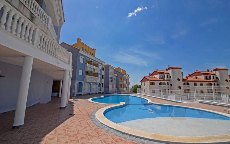 Appartement entier, Bajo con terraza + piscina en Alcossebre | 4 pax in Alcalà de Xivert, Costa del Azahar
