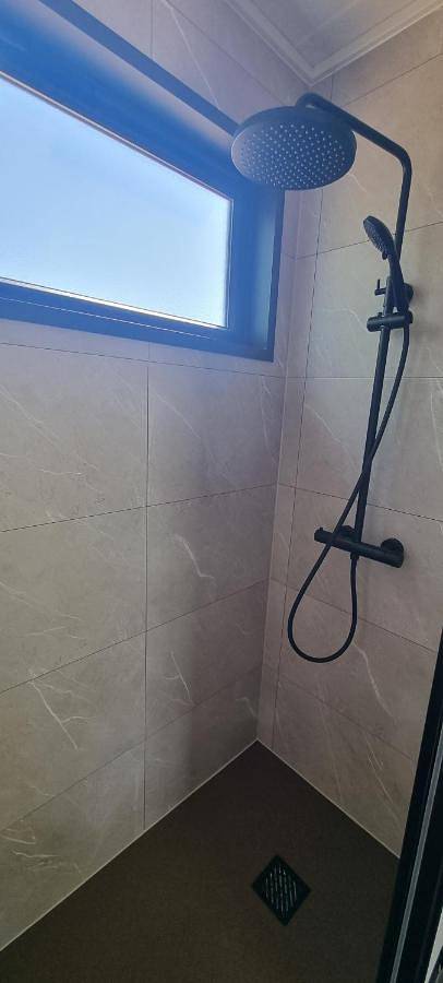 Appartement entier, Gîte isolé avec terrasse in Laignes, Région de Montbard