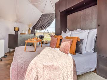 Glamping for 6 People in Lancashire, North West England, Photo 1