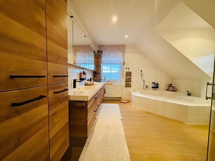Ferienwohnung für 2 Personen, mit Balkon und Terrasse sowie Ausblick in Surwold - 3
