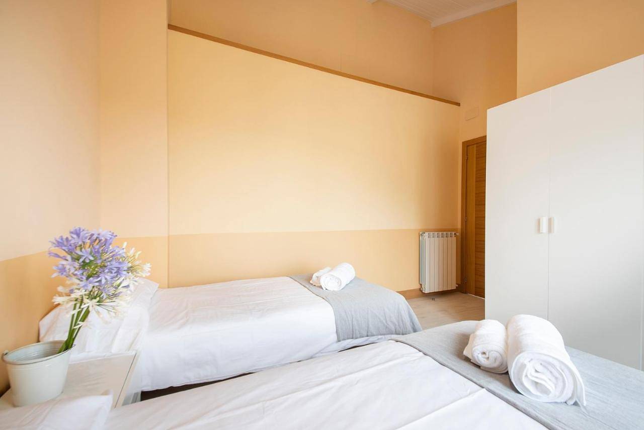 Ganze Wohnung, Luxury Duplex Penthouse With Terrace-Old Town in Playa de la Concha, San Sebastian