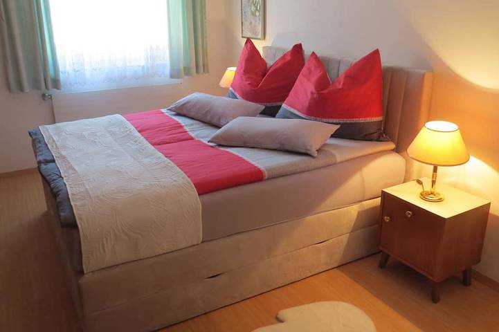 Ganze Wohnung, Urlaubsdomizil - Komfortable Ferienwohnung Og1 für 1-5 Pers. Zentral. Terrasse. in Südoststeiermark, Bad Radkersburg