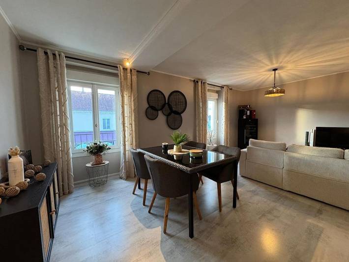 Location de vacances pour 6 personnes, avec jardin à Cérans-Foulletourte - 2