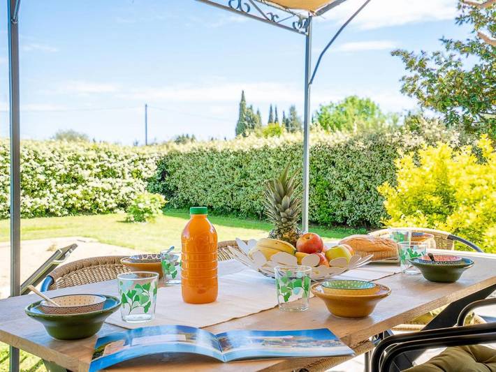 Apartamento de vacaciones para 6 personas, con piscina además de jardín y terraza - 1