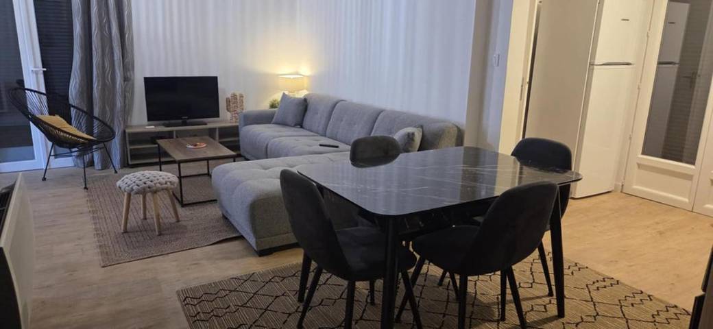 Location de vacances pour 6 personnes, avec jardin à Beaumont (Puy-de-Dôme) - 2