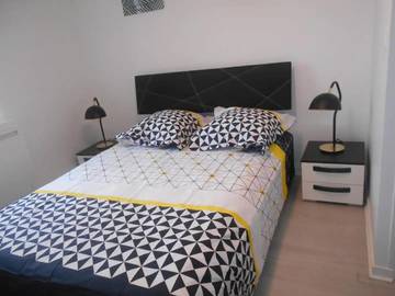 Cottage pour 2 personnes, avec balcon et vue à Châteauroux