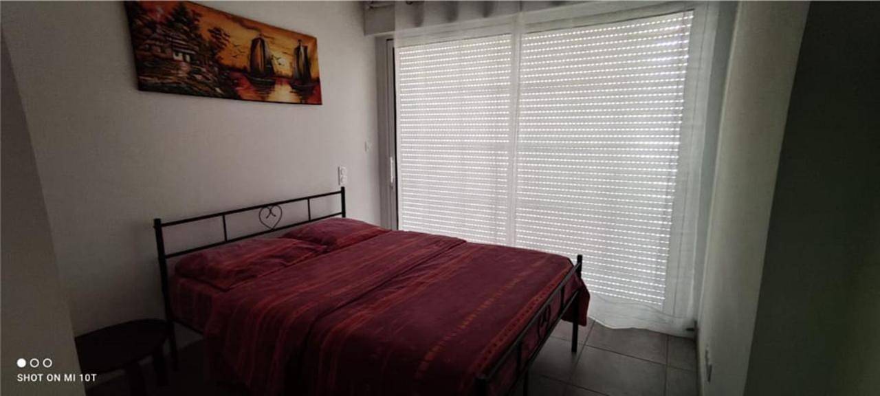 Appartement entier, Double Room with Private Bathroom in Onesse-Laharie, Landes
