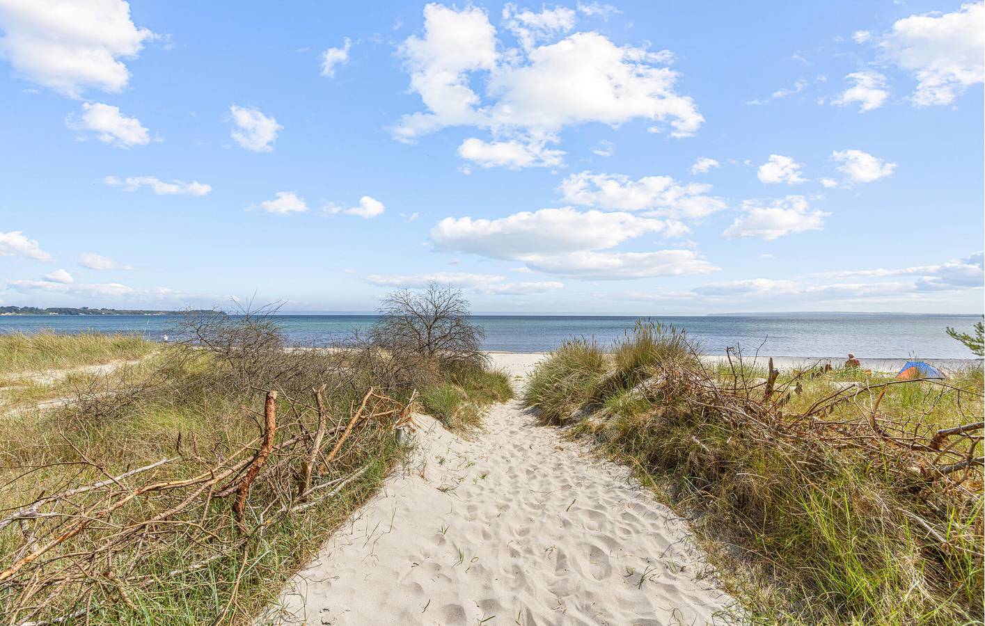 Ganze Ferienwohnung, Sunny Surf Apartment - 300m zum Strand in Juliusruh, Rügen