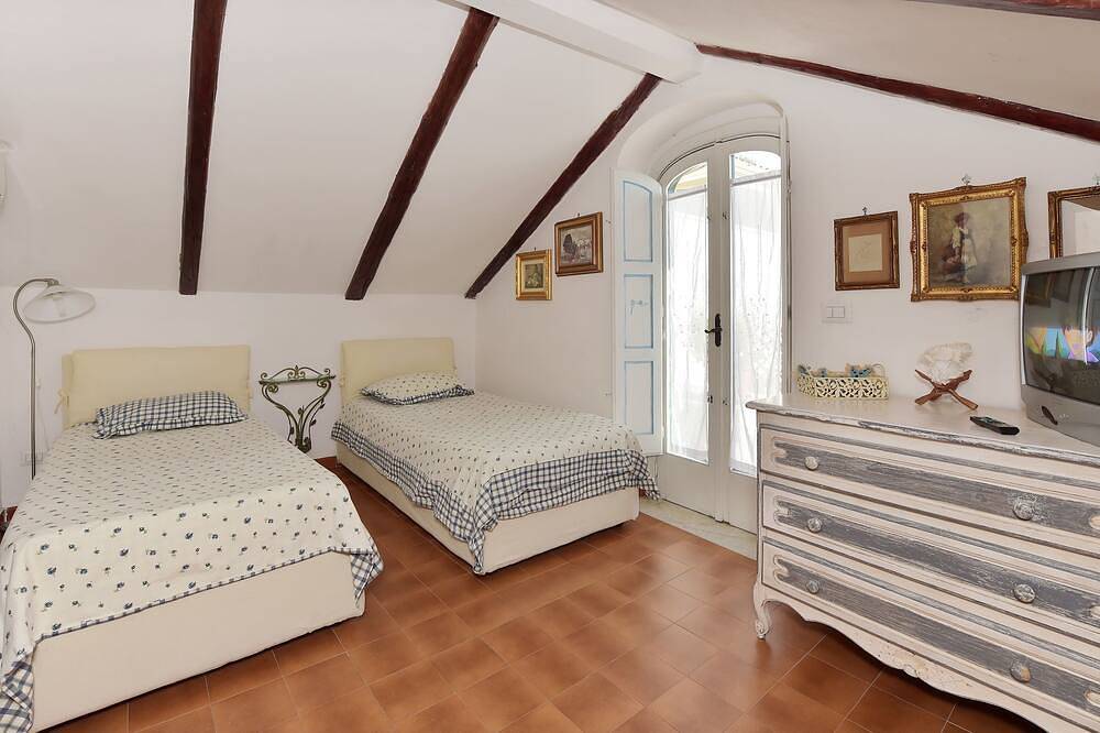 Elegant apartment wonderful view in Amalfi, Amalfi Coast