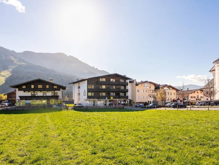 Hütte für 4 Personen, mit Balkon in Brixen im Thale