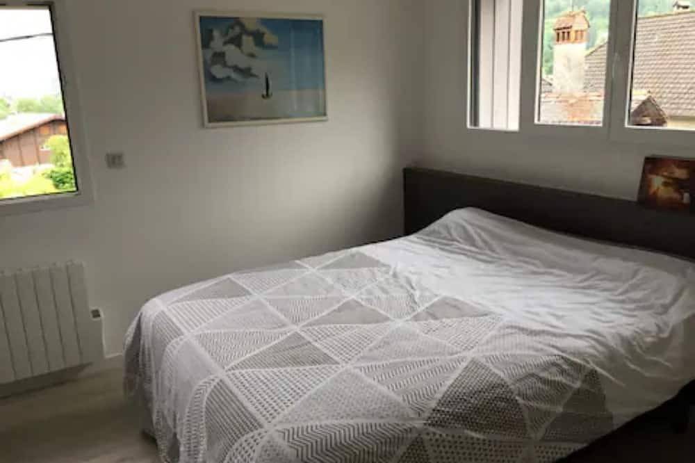 Ganze Wohnung, Appartement Calme et Spacieux, à 10 Minutes du lac D'annecy in Saint-Jorioz, Parc naturel régional du Massif des Bauges