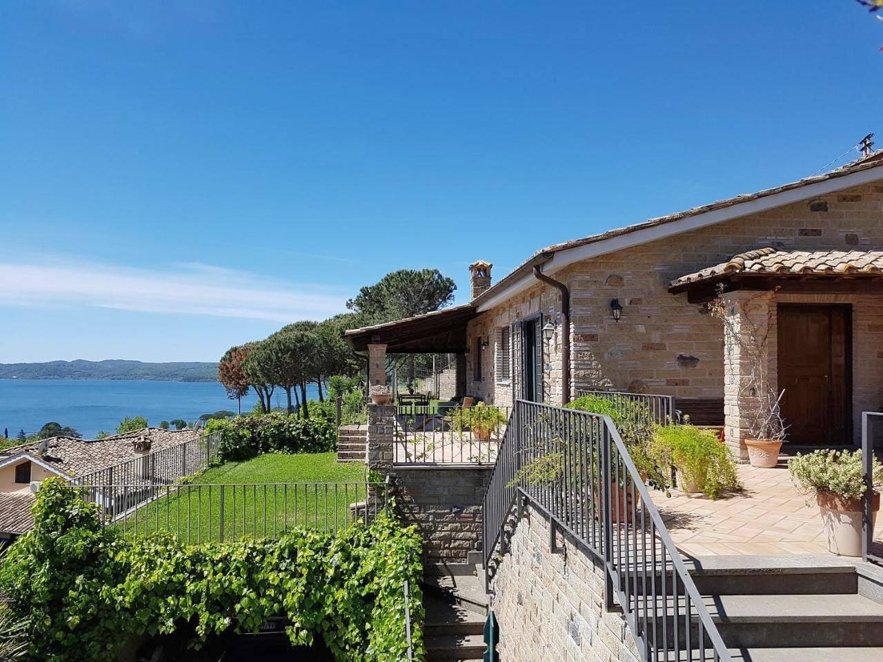Villa Isotta in Trevignano Romano, Lago di Bracciano