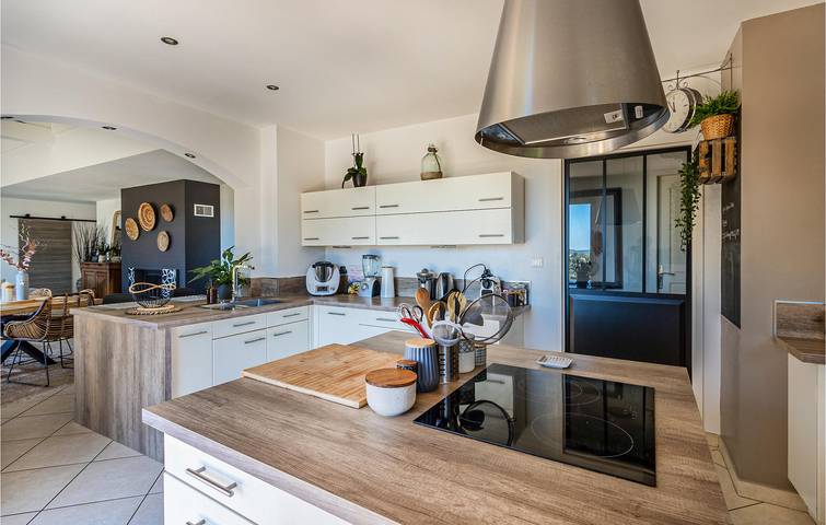 Appartement vue mer avec parking, piscine et terrasse in La Londe-les-Maures, Côte méditerranéenne (France)