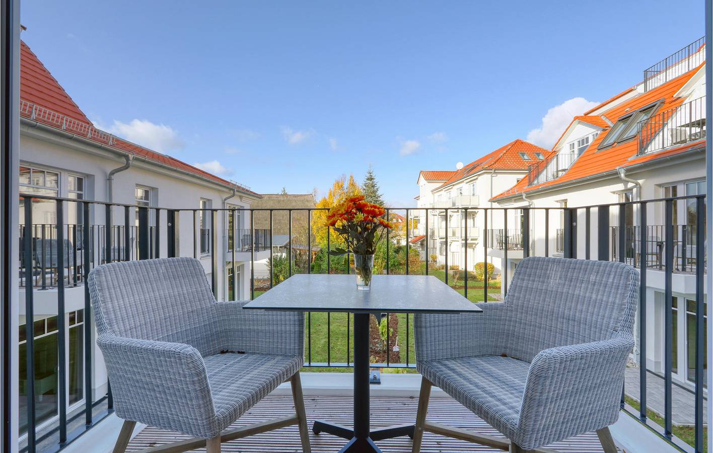 Ganze Ferienwohnung, Terrassenapartment am Meer mit Küche und TV in Ostseebad Boltenhagen, Boltenhagen