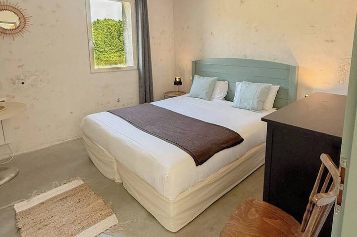 Gîte pour 10 personnes, animaux acceptés à La Gripperie-Saint-Symphorien - 2