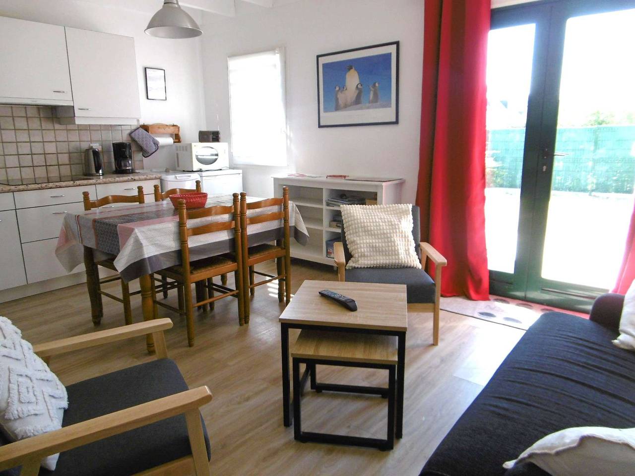 Appartement de vacances entier, Maison 4 pièces 5 personnes à 200 m de la plage, jardin clos, garage in Sarzeau, Côte des Mégalithes