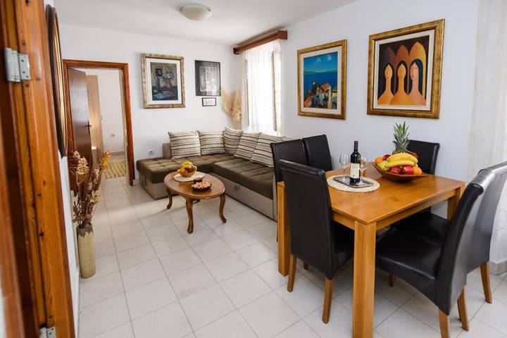 Gîte pour 4 personnes, avec jardin à Kotor - 3