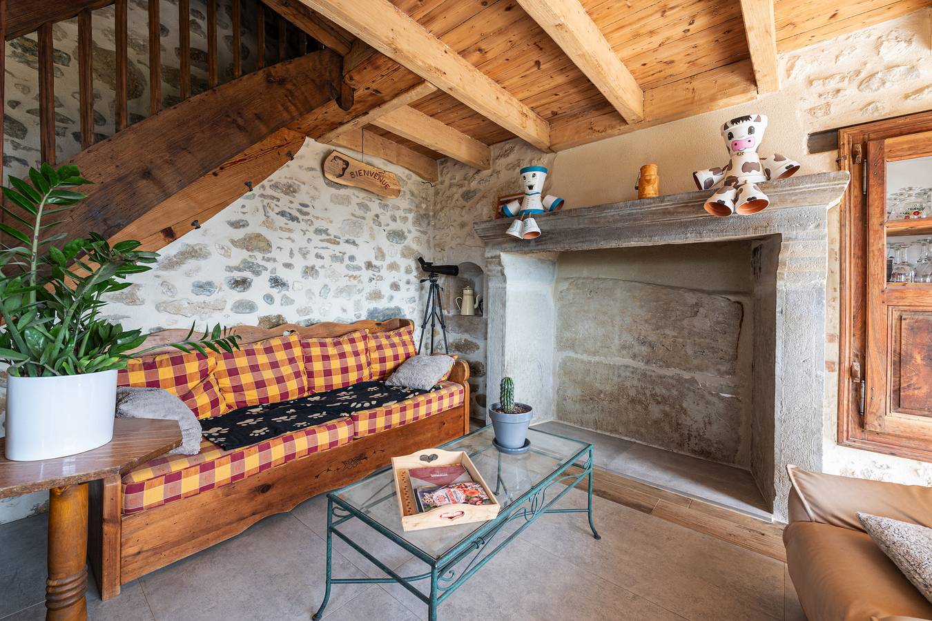 Gästehaus 'Chambre Verte' mit Bergblick, privater Terrasse und gemeinsamem Garten in Moye, Annecy und Umgebung