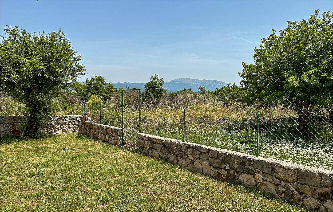 Vakantiehuis voor 2 personen met terras in Dalmatian Zagora