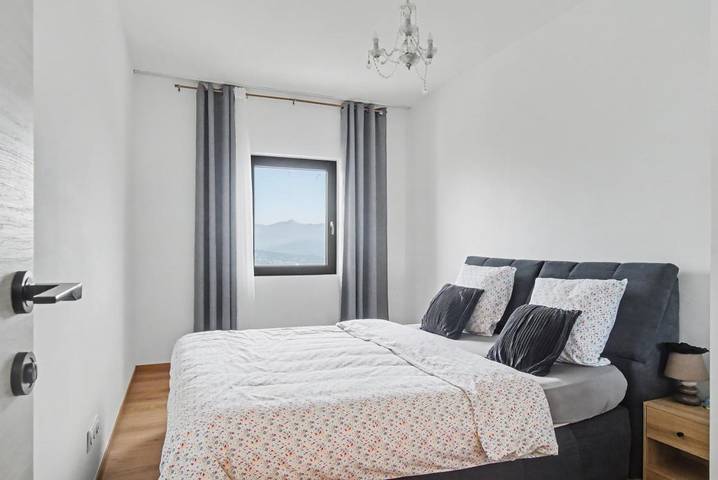 Gîte pour 6 personnes, avec Terrasse et Jardin ainsi que Vue sur le lac et Vue à La Motte-Servolex - 4